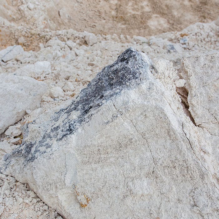kaolin-clay-700x700_4b9dd3e4-3917-4be0-a1e9-ff5d621c5561.jpg