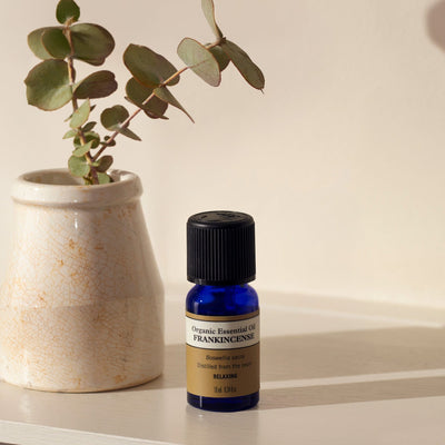 Neal's Yard Remedies Aromatherapy Frankincense Organic Essential Oil 0.34 fl. oz.