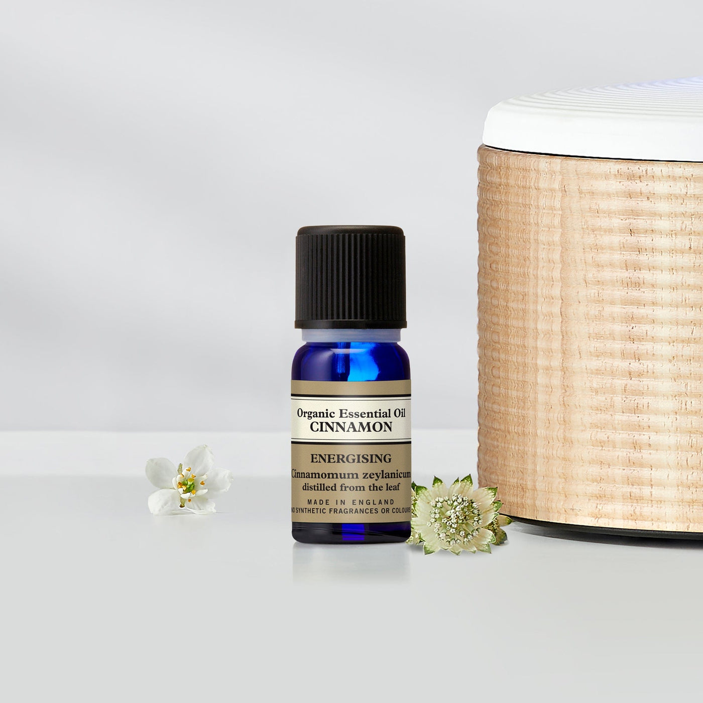 Neal's Yard Remedies Aromatherapy Cinnamon Organic Essential Oil 0.34 fl. oz